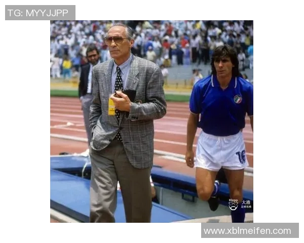 足球十一人团队协作的重要性与战术分析探讨